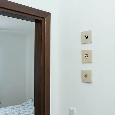 Superb 2-Bdr Luxury Apt With Pool In Villa Mare By Flat Mаnager Apartamento *