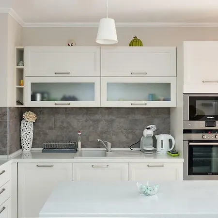 Apartamento Superb 2-Bdr Luxury Apt With Pool In Villa Mare By Flat Mаnager